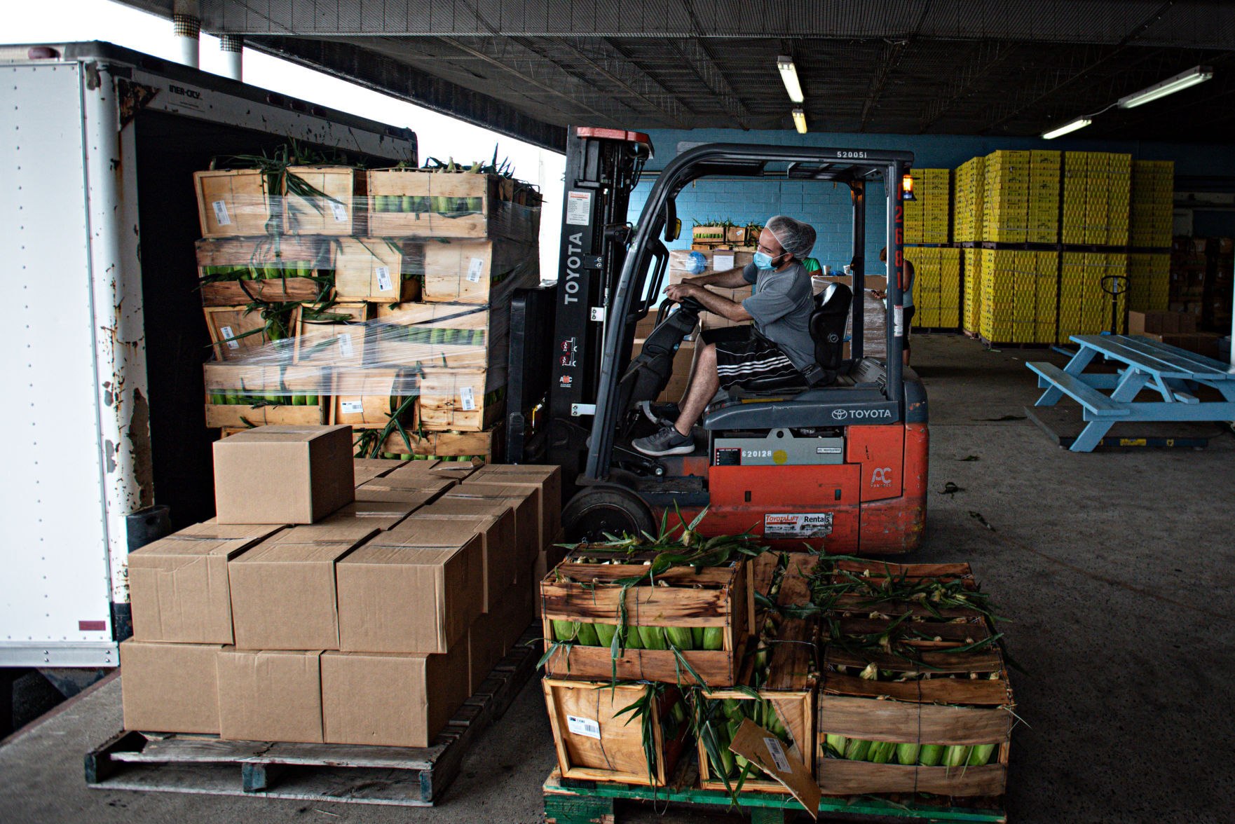 080120_nws_fooddrive